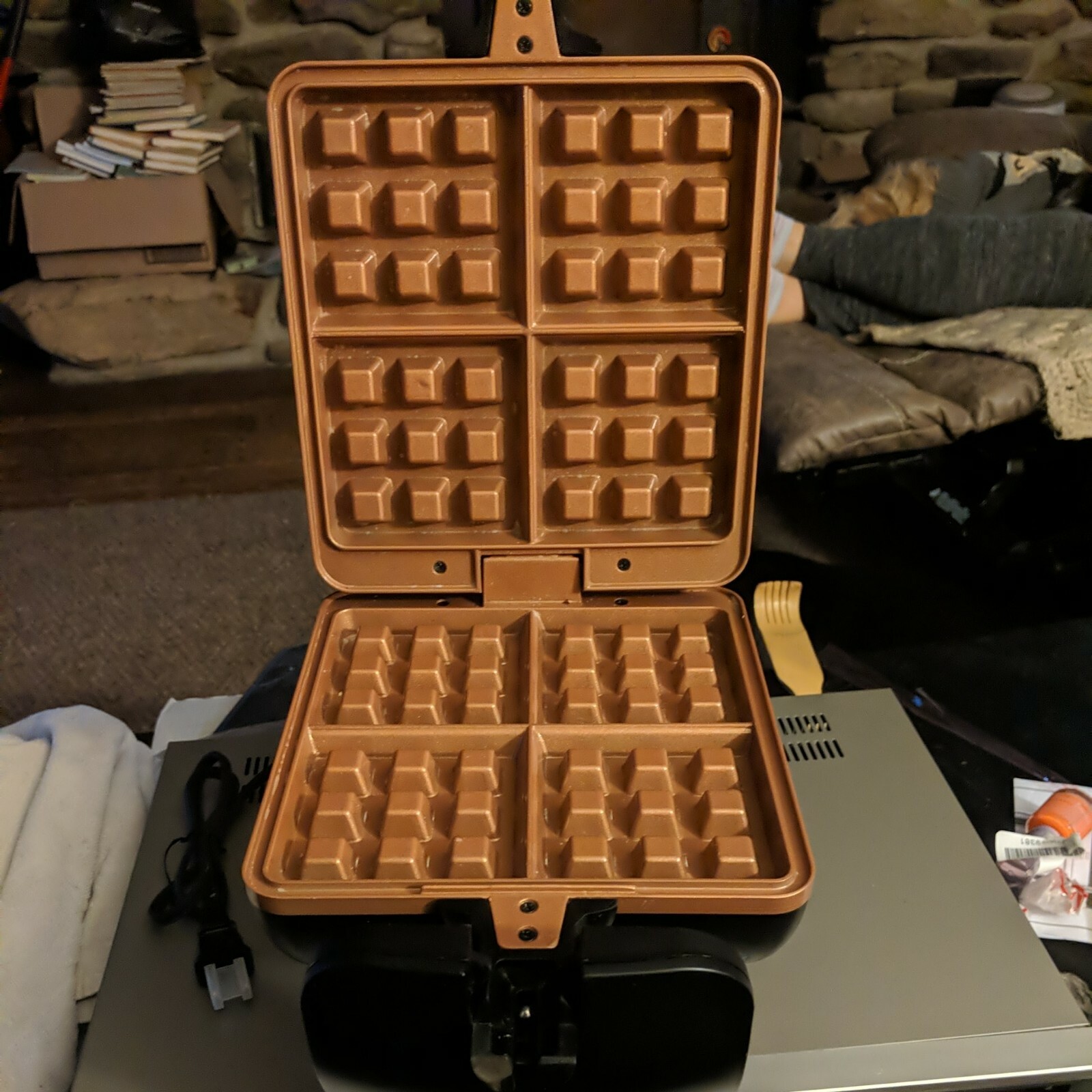 bella copper titanium rotating belgian waffle maker