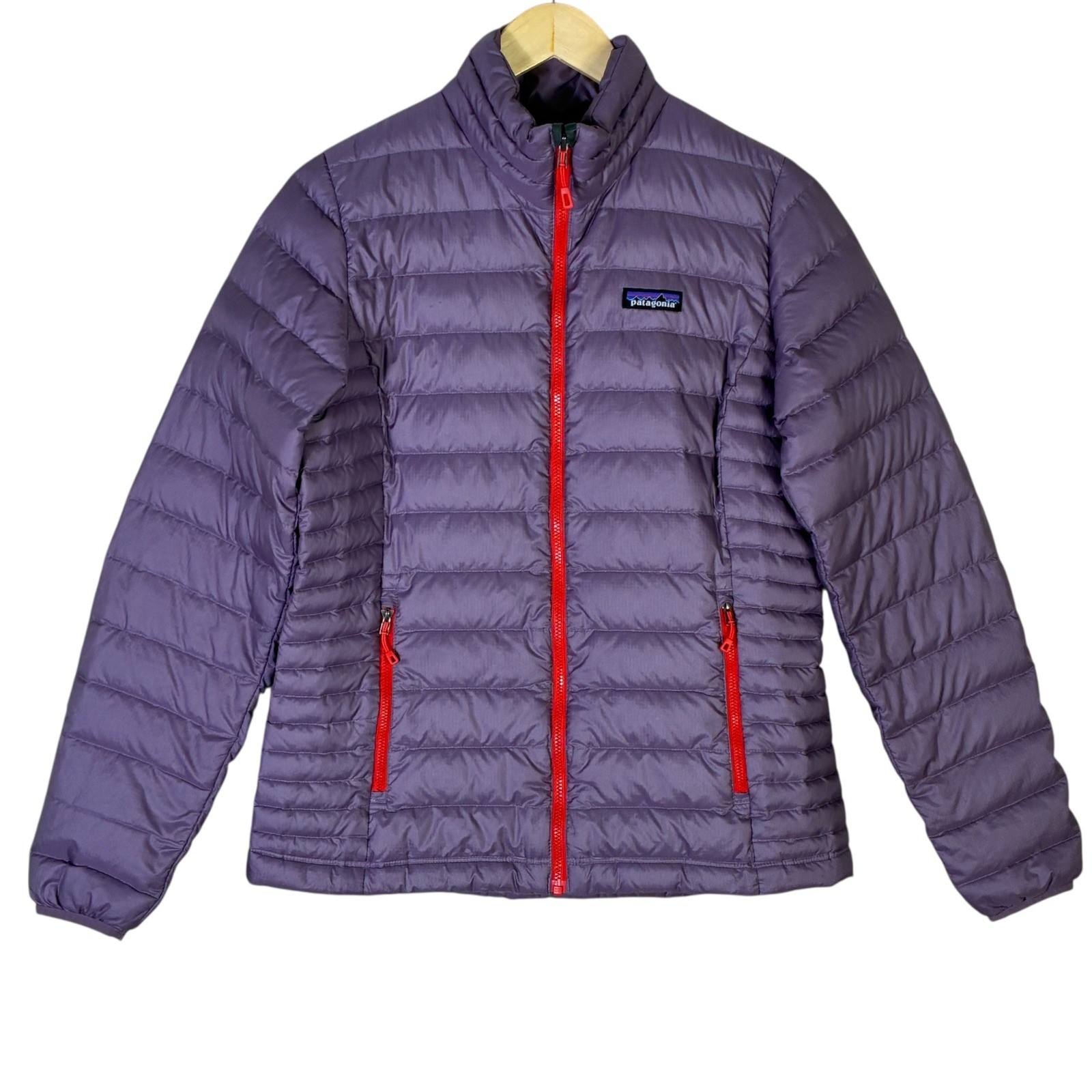 Patagonia Womens Down Sweater Jacket Purple Red Full Zip Puffer M 84683 SP15