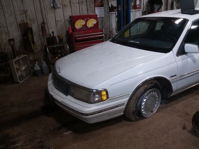 Passenger Right Exhaust Manifold Fits 88-93 LINCOLN CONTINENTAL 2079445