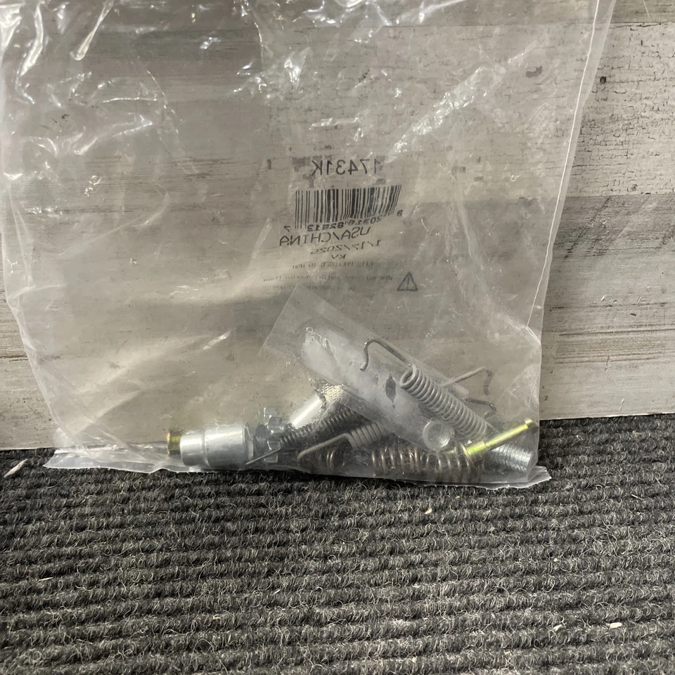 Kit de herrajes de freno de estacionamiento trasero Dorman HW17431 BMW SERIE 1 M 135i 325Ci 325i M3 Foto 4 de 4