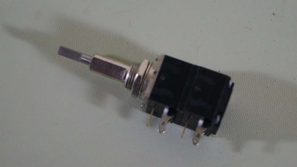 Resistencia variable de precisión SCI Systems 010063-2DN herida sin cable - 5,5 kΩ - Nuevo Foto 3 de 4