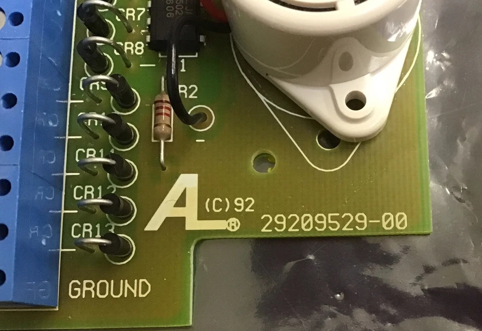 Optima Bus Corp 29209529-00 16841 Board Low Buzzer (b354) - Image 2 of 4