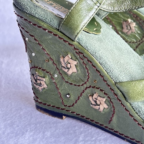 Anthropologie Seychelles Faux Leather Green Strappy Wedge Heel Sandals Size 8 - Imagen 5 de 10
