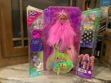 Barbie Extra 30 Looks Doll and Fashion Set NRFB NIB HGR60