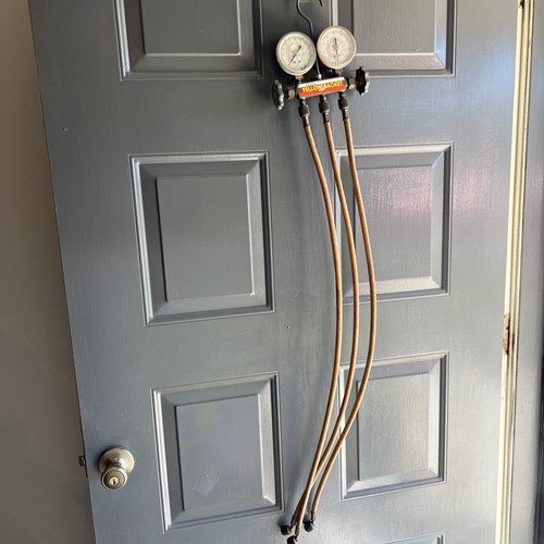 Ritchie Yellow Jacket Test and Charging Manifold R12, R22, R502 W/ NRP