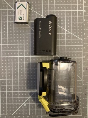 Sony Exmor R 11.9MP SteadyShot HDR-AS15 Action Camera With Waterproof Housing