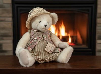 RARE Boyds Bears VALERIE LEE PAISLEY #904610 - NWT - Best Dressed Cult Leader