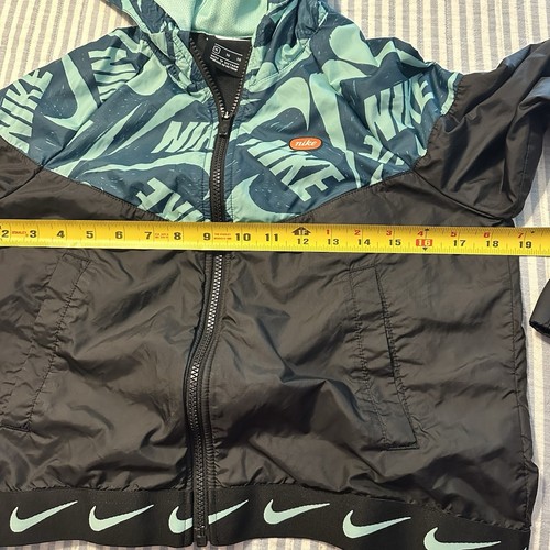 Nike Sportswear Windrunner Big Kids’ (Girls’) Jacket Size XL - Picture 5 of 8