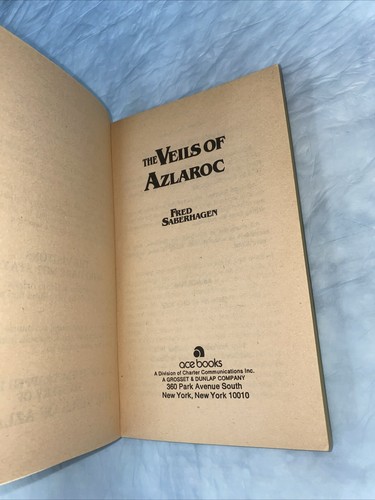 THE VEILS OF AZLAROC by Fred Saberhagen (ACE, 1978) - Picture 6 of 7