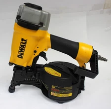 (RI3) Dewalt DW66C-1 Coil Siding & Fencing Nailer 15-Degree 1-1/4" - 2-1/2"