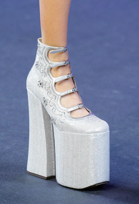 Marc Jacobs ICONIC S/S 2017 Runway Kiki Silver Boots Sz 36 2016