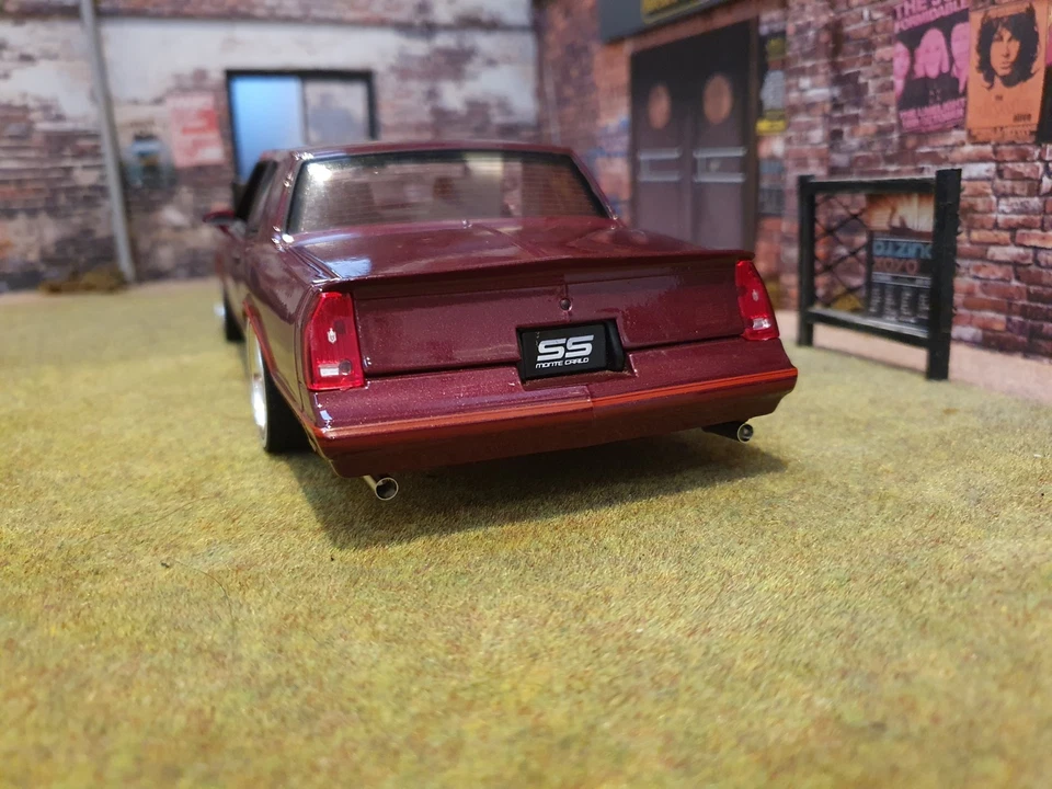 Chevrolet Monte Carlo SS 1987 1/18 modified lowrider conversion Welly TRèS RARE - Photo 3/4