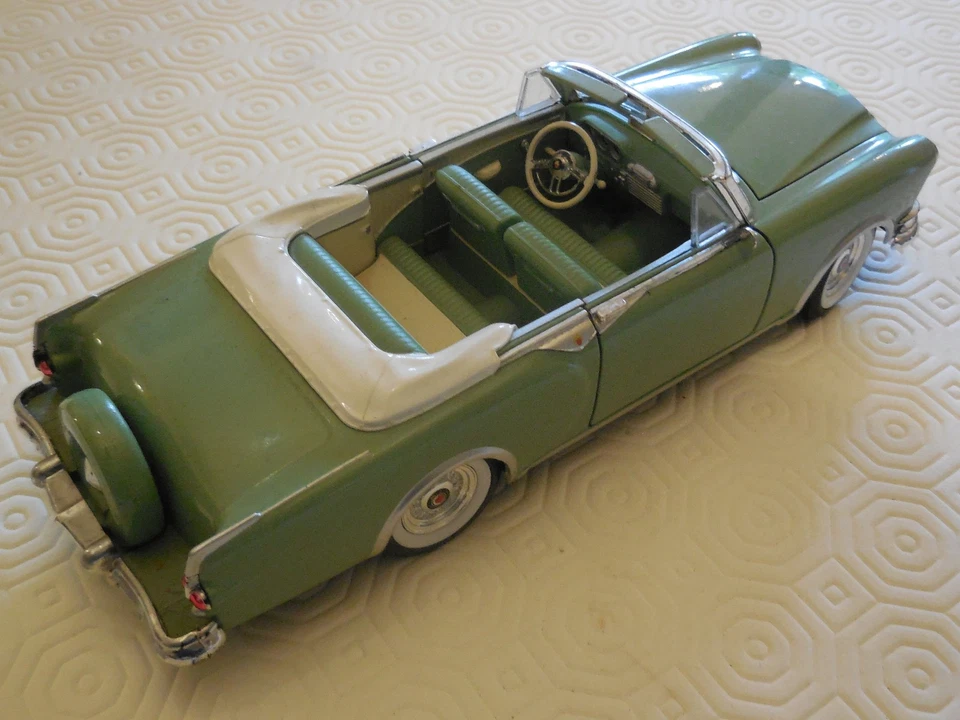 packard caribbean welly 1/24 ricambi recupero ripristino - Immagine 3 di 4
