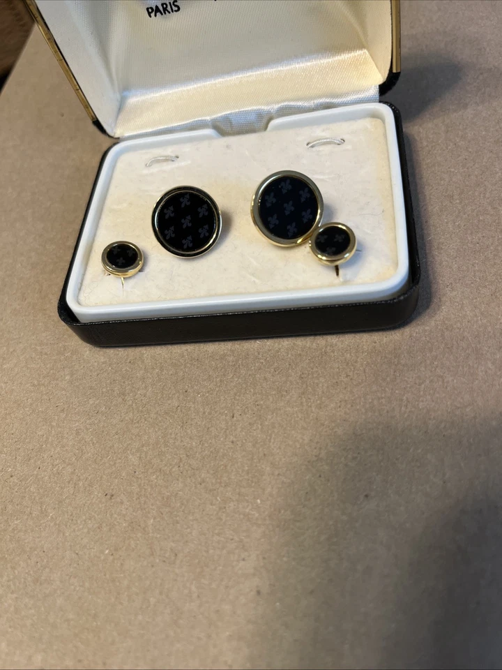 JUEGO GEMELOS PIERRE CARDIN AÑOS 70-80 TONO DORADO NO COMPLETO Foto 3 de 4