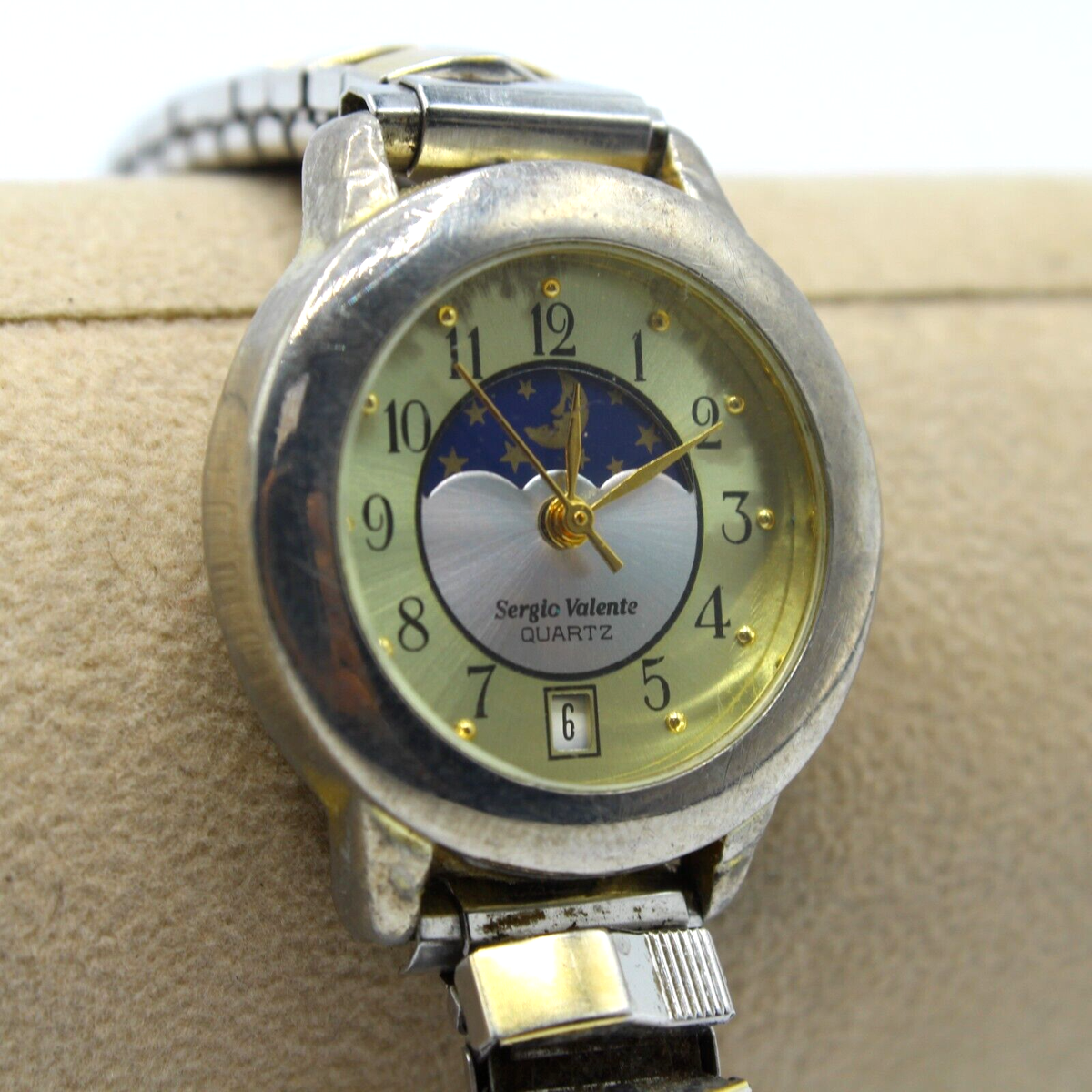 Vintage Sergio Valente Retro Watch Women display picture 3