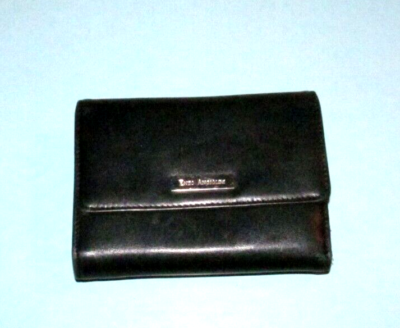 Enzo Angiolini,Womens Tri-Fold Black Leather Wallet Very Good