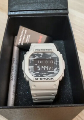 【希少カラー】 CASIO G-SHOCK DW‑5600CA‑8JF s-l400.jpg