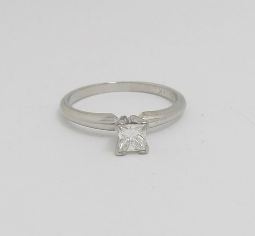 1/4CT Natural Princess Diamond Solitaire Engagement Wedding Ring 14K White Gold - Picture 7 of 12