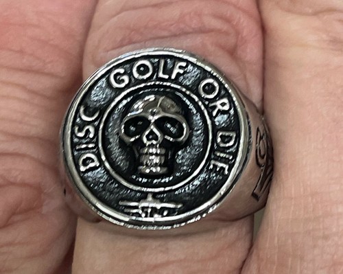 FLY GREEN CUSTOM DESIGNS UNISEX DISC GOLF OR DIE SKULL RING SIZE 9 3/4 jewelry - 第 1/2 張圖片