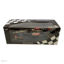 Minichamps K. Raikkonen Lotus F1 Team Showcar 2013 1:18 Collectible