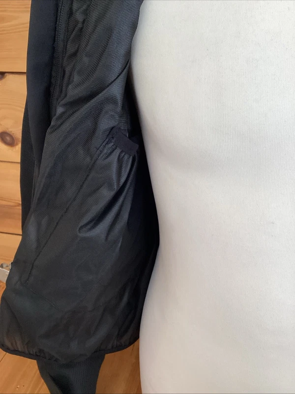 Black, photo 6 of 9