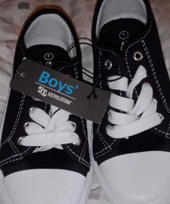 SAOLA OT Revolution Boys Casual Tennis Shoes Black Canvas & White Toe Cap Size 2