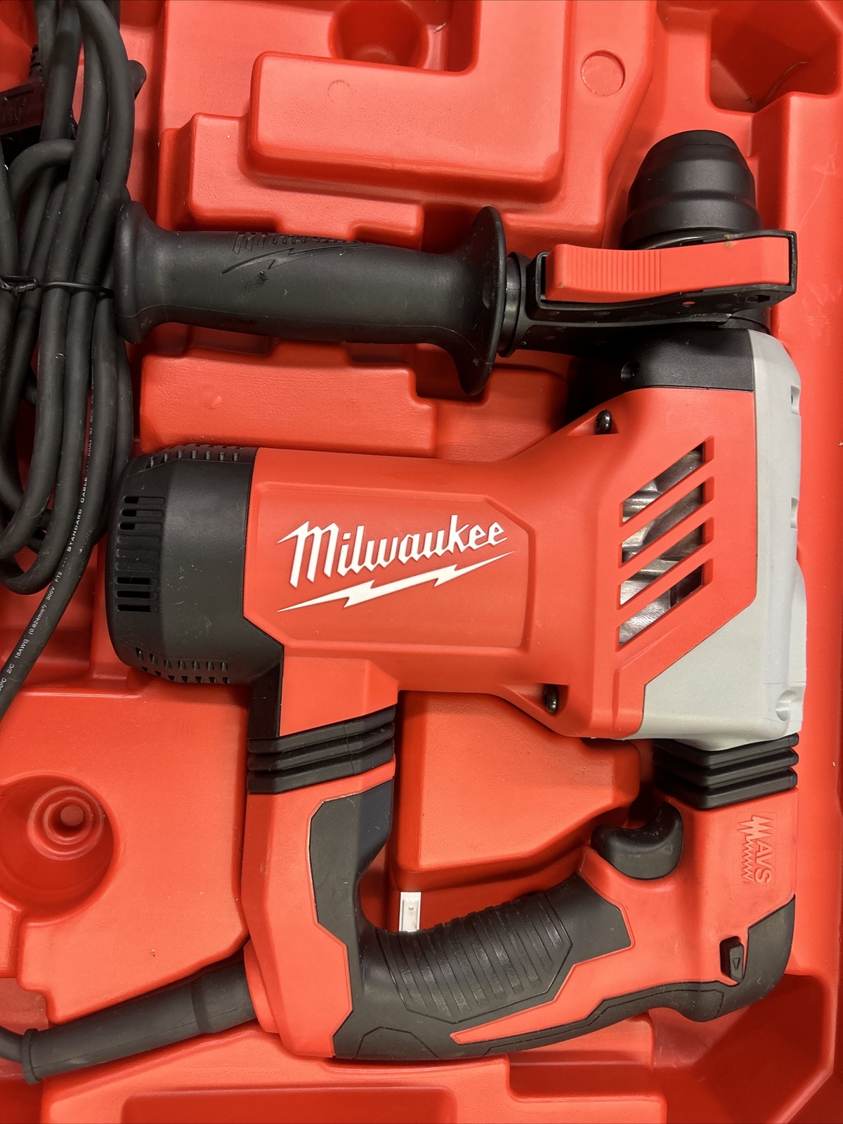 Milwaukee 526821 SDS Plus 11/8" Corded Rotary Hammer Drill With Case