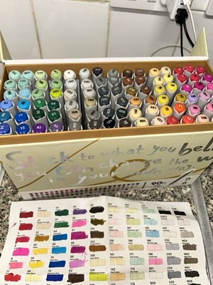Arrtx Oros Alkohol Marker Set, 90 Farben Dual Tips Permanent Brush Marker