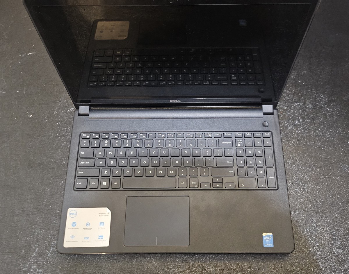 DELL Inspiron15 5000シリーズ TTYFJA00 美品 Dell Inspiron 15 5000 TTYFJA00 15