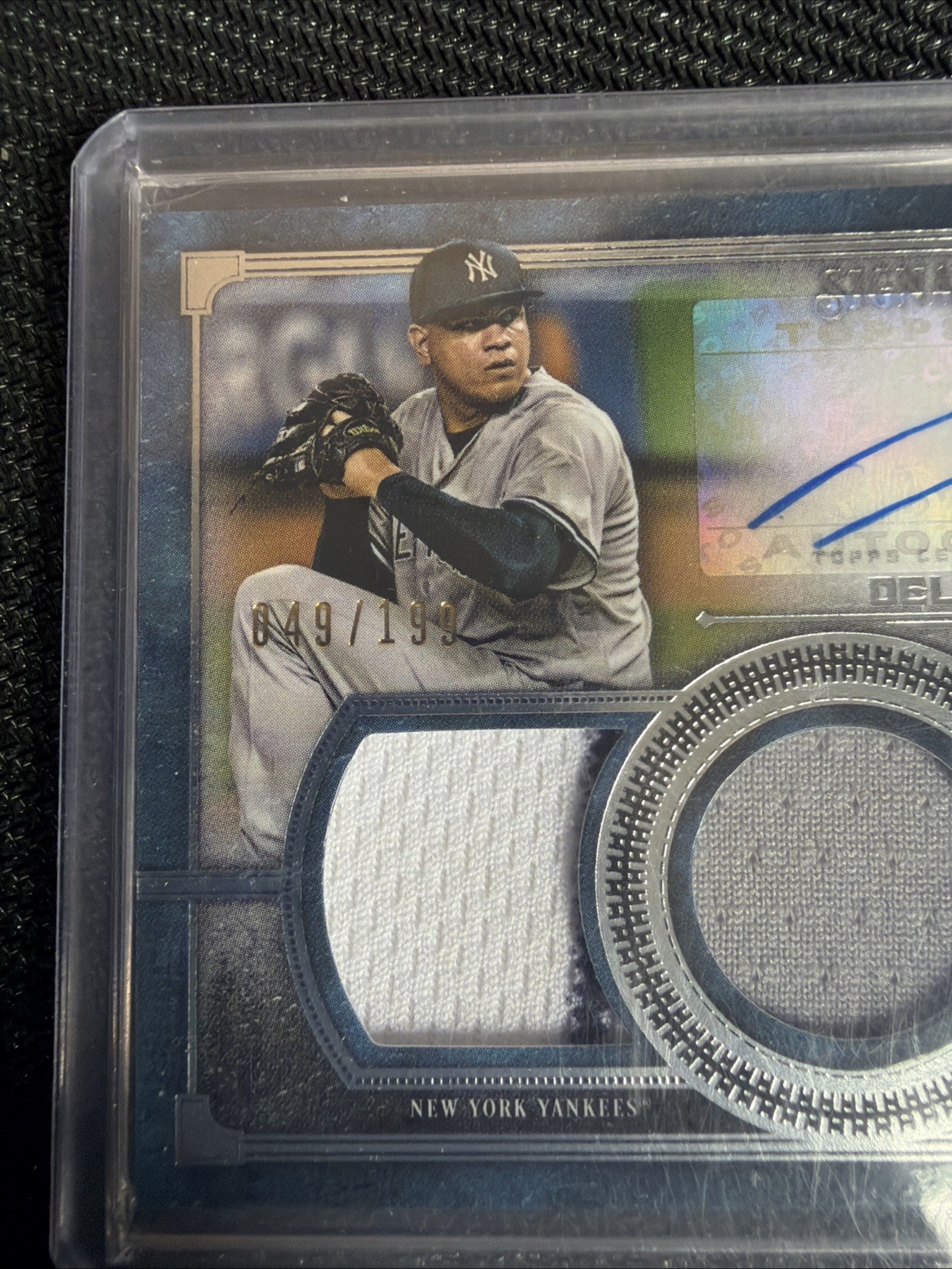 Yankees PATCH PINSTRIPE AUTO /199 & AUTO RC Refractor /499 Dellin Betances view 7