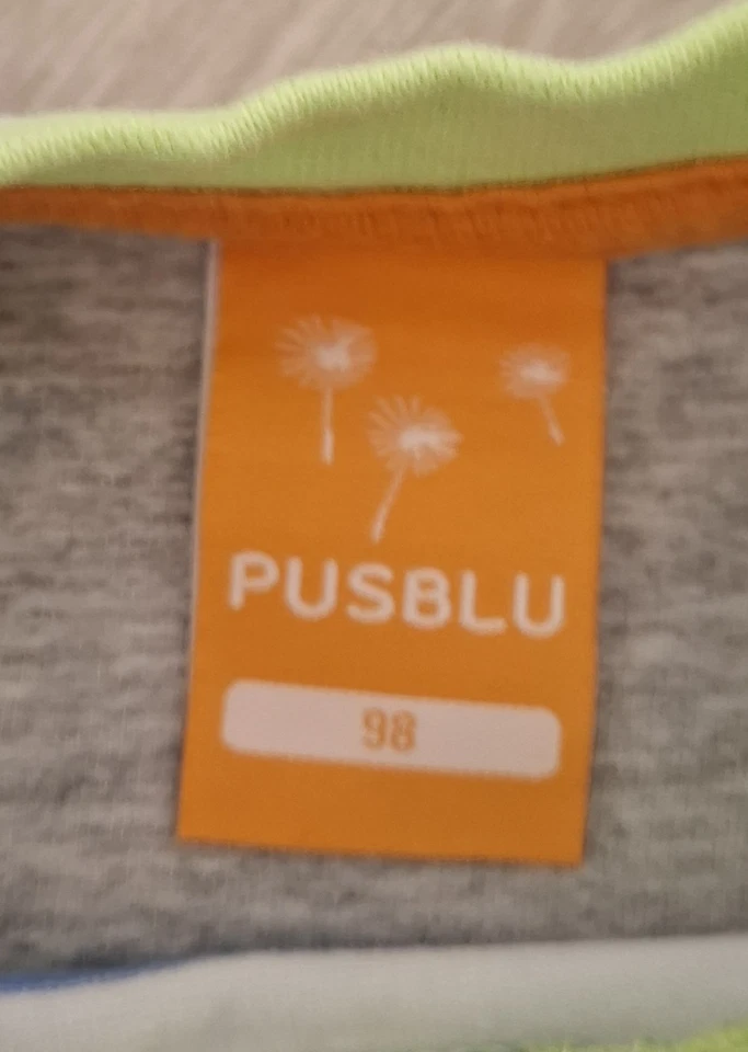 2 T-Shirts Größe 98 mit Baggermotiv für kleine Baggerfans - Bild 2 von 3