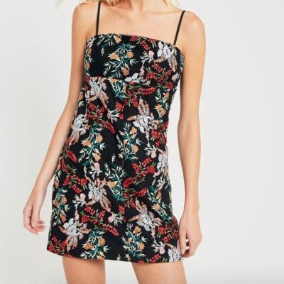 green emerald velvet dress Urban Outfitters