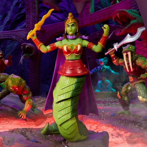 Masters of the Universe Origins Lady Slither Action Figure - Picture 4 of 11