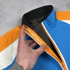 Foto 17 di 23