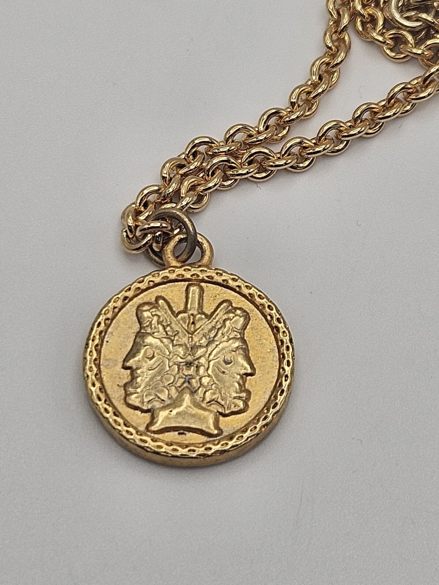 ■VINTAGE HOLLYWOOD■ Round Coin Necklace VH2411NE070M Vintage Multilana Gold Tone Janus Ancient Roman Coin Gold