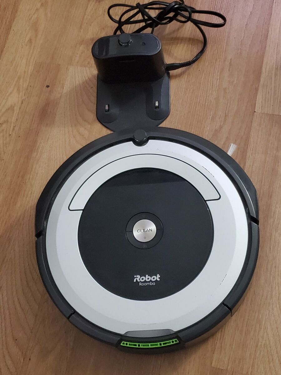 iRobot Roomba 690 Robot Vacuum Cleaner W/ charger PLEASE iRobot Roomba 690 Robot Vacuum Cleaner W/ charger PLEASE