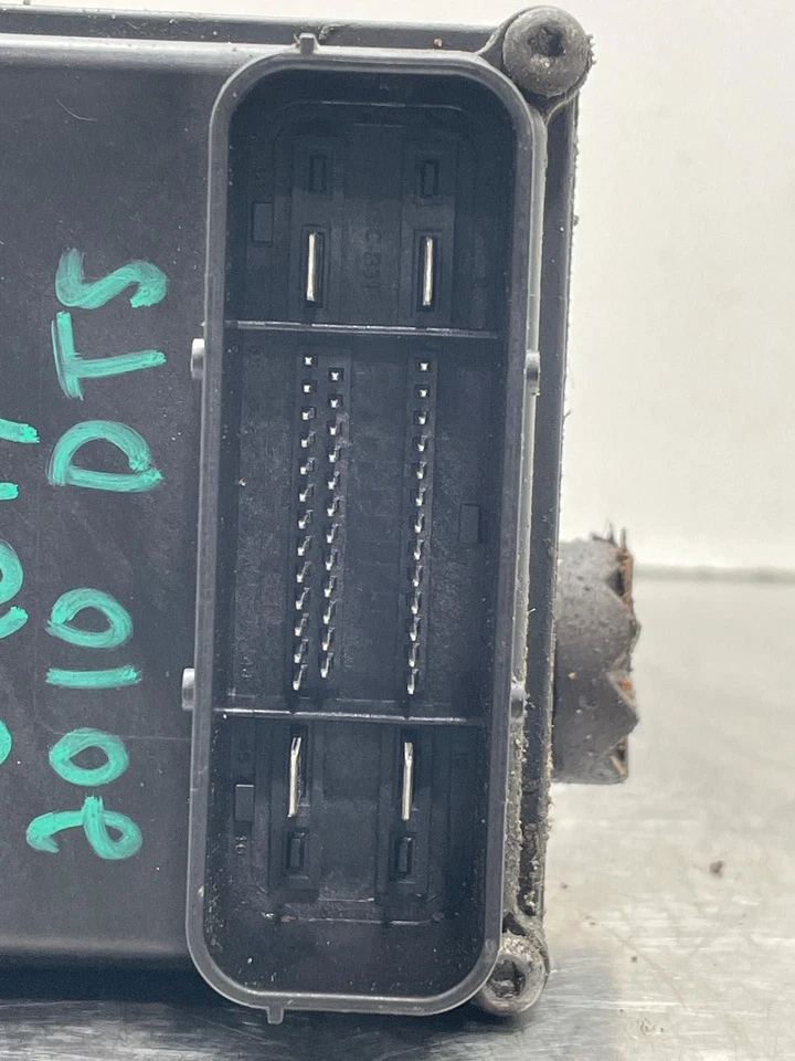 2010 Cadillac DTS ABS Anti Lock Brake Pump Assembly 74k Miles OEM 25899056 - Image 4 of 4