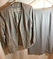 WOMEN GRAY BEADED MOTHER OF THE BRIDE 2 PIECE JACKET SKIRT SET SUIT SIZE L 42"