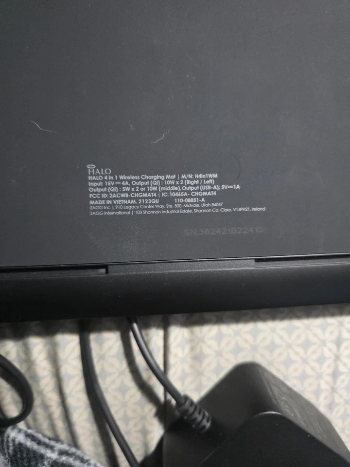 Halo 4 In 1 Wireless Charging Mat Black with Box Tested Working Great Condition - Image 2 of 4