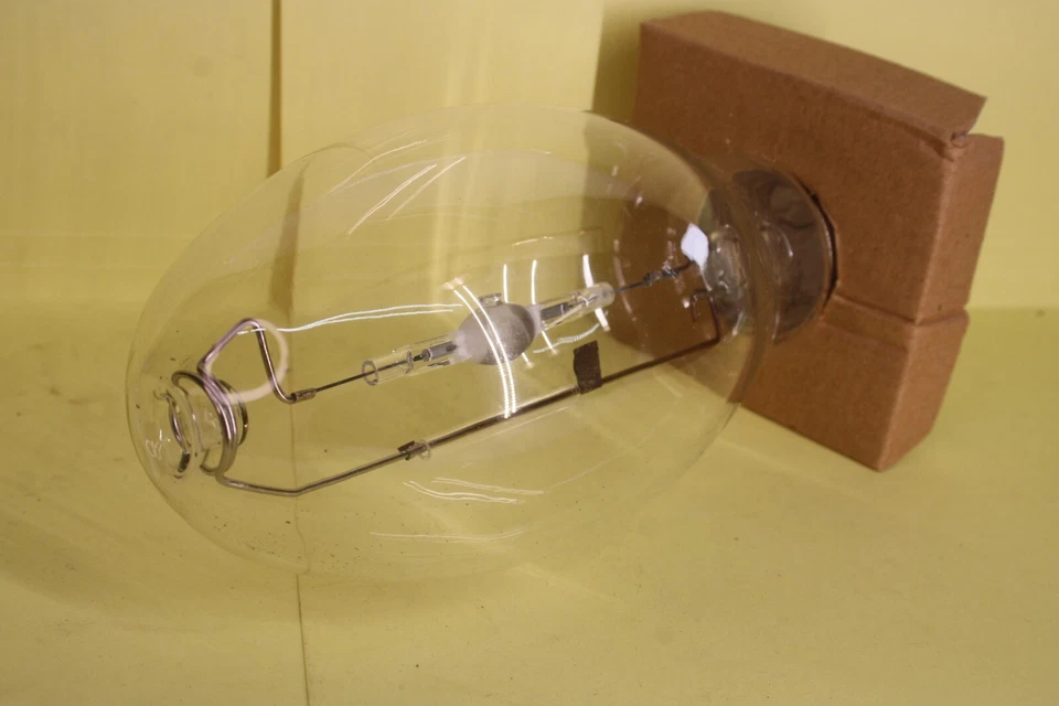 NEW MH100/U/MOG/PS 60003 M90/E ED28 Metal Halide M58 MH Lamp - Image 4 of 4