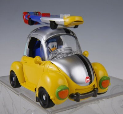 Transformers Disney Label Donald Duck Holiday Vehicle Figure