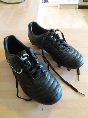 sondico football boots