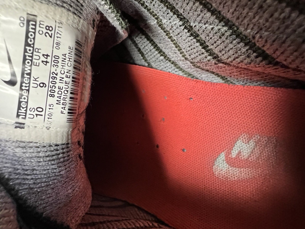 RARE🔥 Sz 10 - Nike Flyknit Chukka SneakerBoots oLIVE RARE🔥 Sz 10 - Nike Flyknit Chukka SneakerBoots oLIVE