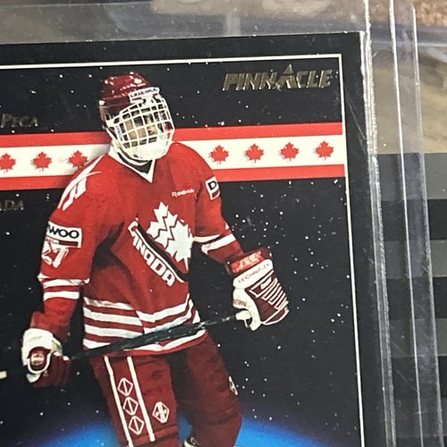 1993-94 Pinnacle Canadian Mike Peca 478 - Picture 5 of 10