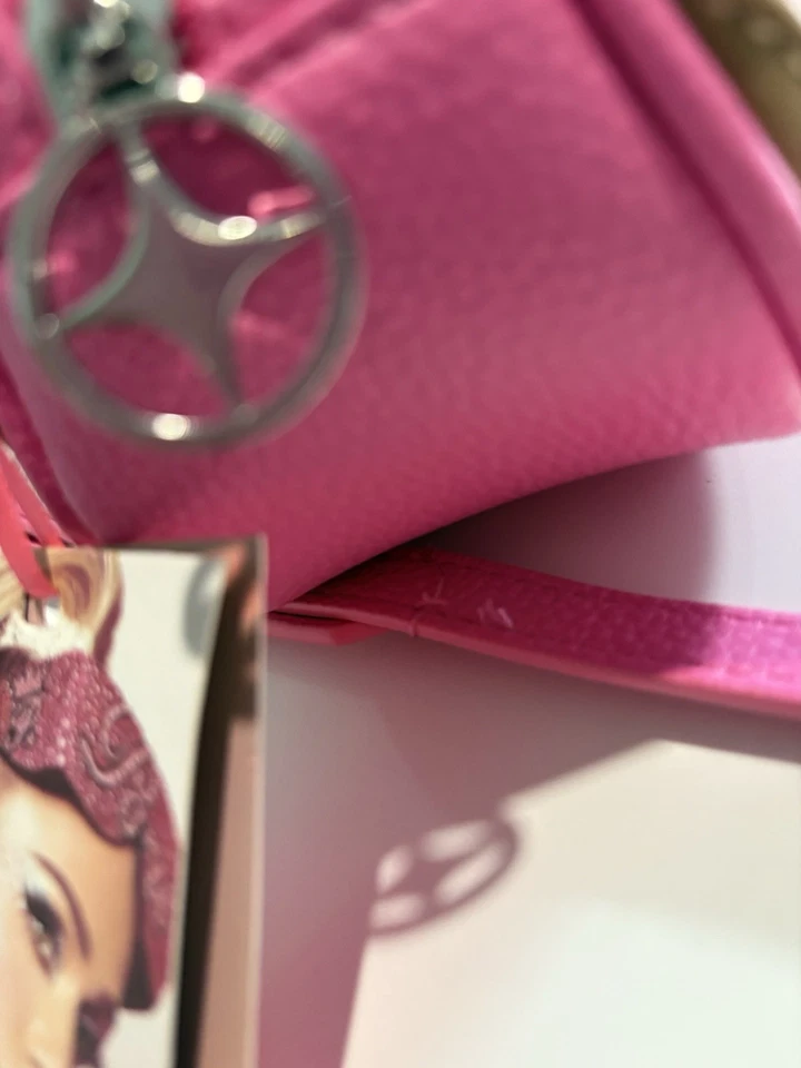 Bolso Bowler Paris Hilton Varsity Rosa Fútbol # 11 Nuevo con Etiquetas Foto 4 de 4