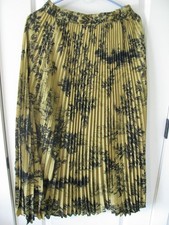 NEW Anthropologie Maeve Pleated Accordion Maxi Skirt SZ S Gold Black Floral R4