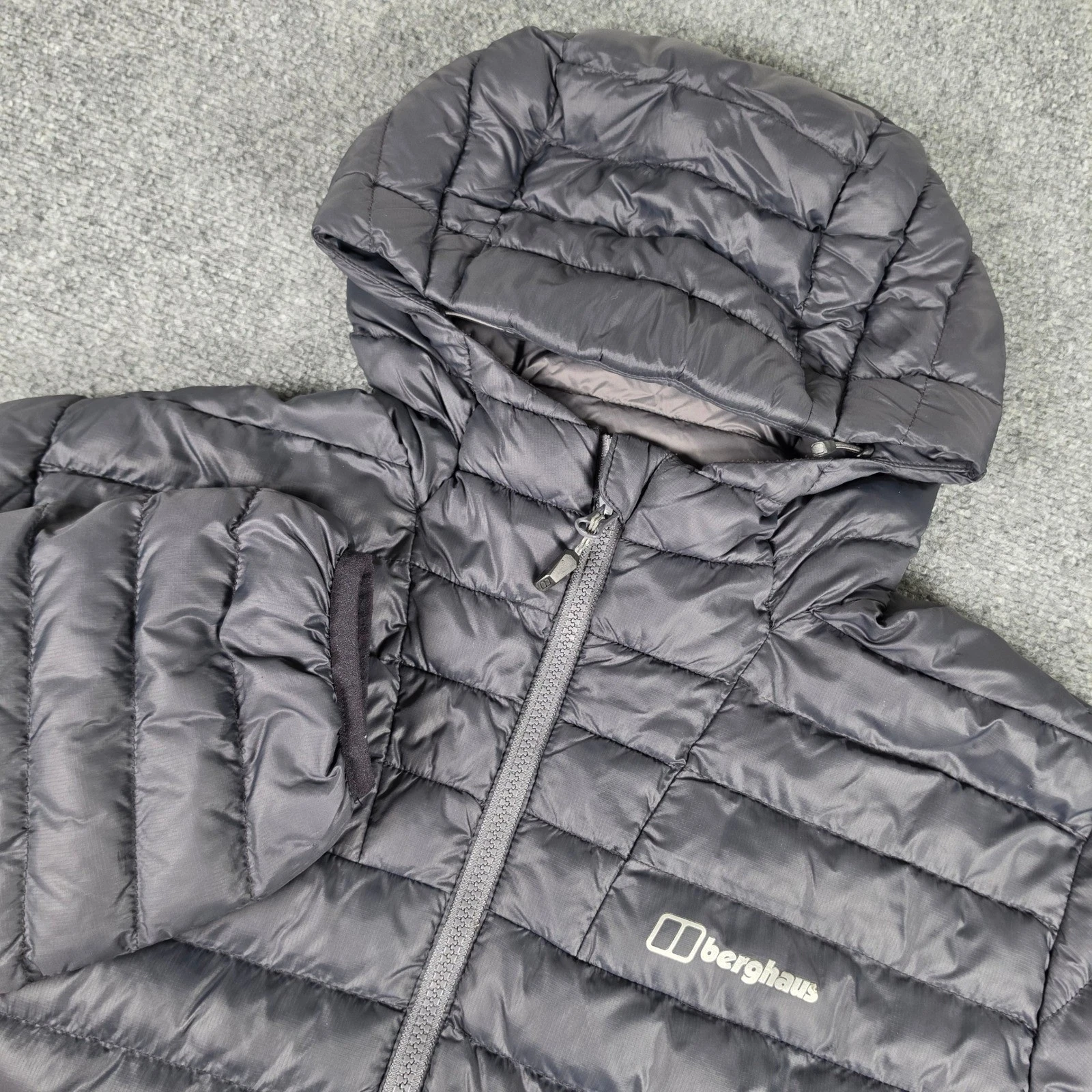 Berghaus Puffer Jacket Mens XL Black Hooded Pertex Quantum Insulated Gorpcore image 1