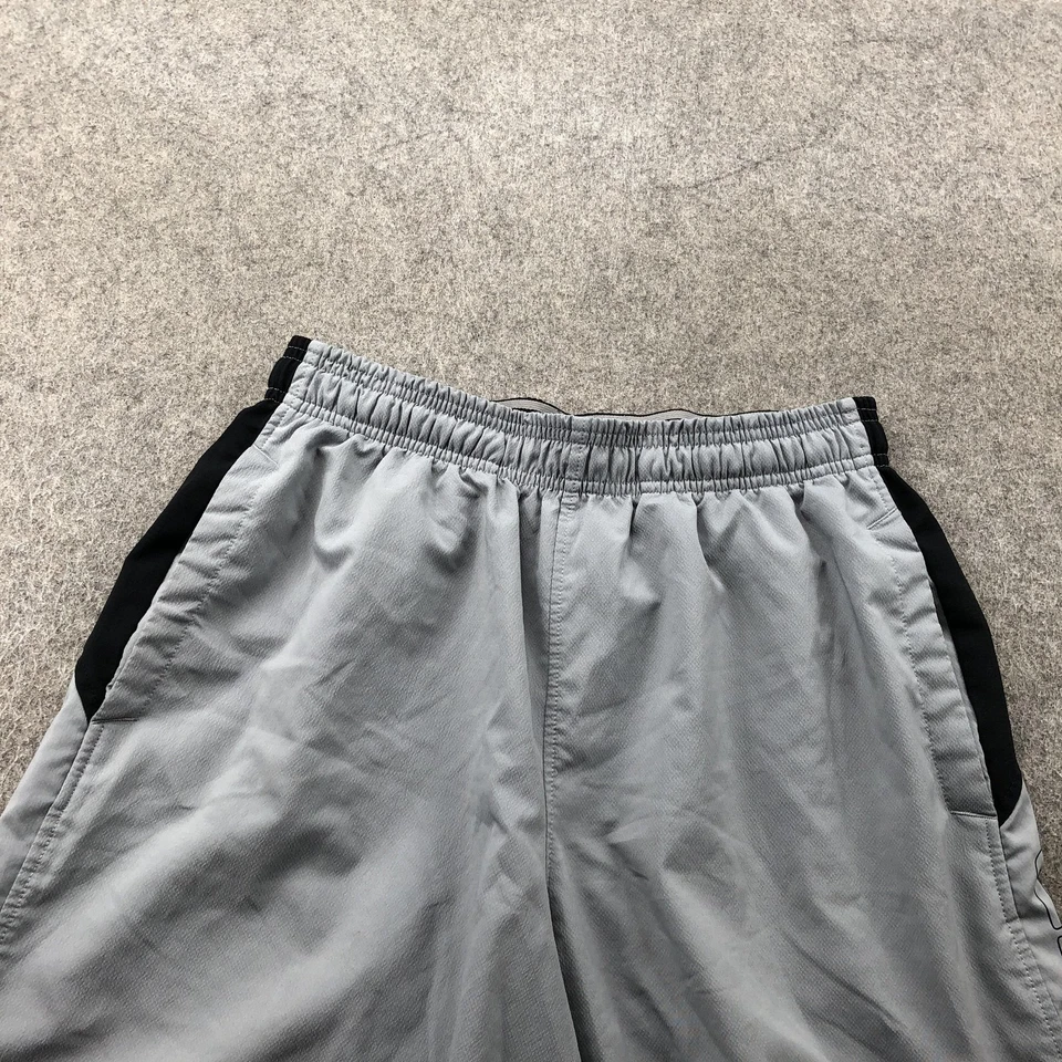 Under Armour Shorts Mens Small Gray Black Loose Fit Athletic Gym Training Logo - image 4 of 4