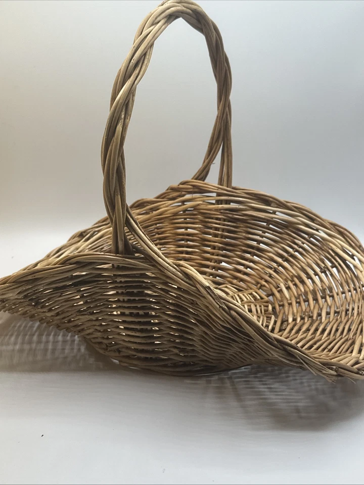 Oval  Handled Basket Wicker Woven Weave Gathering Fruit Table Display Farmhouse - Image 3 of 4