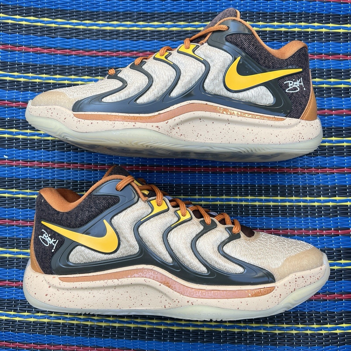 Nike Bink! x KD 17 Producer Pack Basketball Shoe HJ4464-200 Nike Bink! x KD 17 Producer Pack Basketball Shoe HJ4464-200